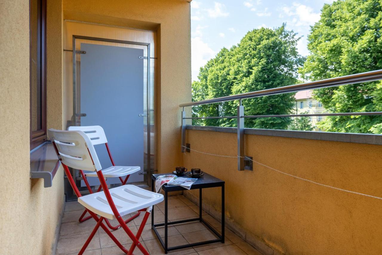 Apartamenty Wisniowy Sad By Noclegi Renters Kołobrzeg Exterior foto