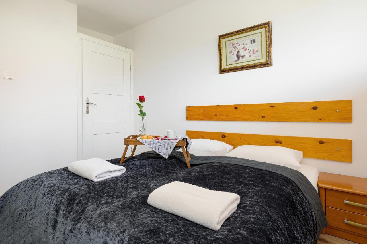 Apartamenty Wisniowy Sad By Noclegi Renters Kołobrzeg Exterior foto